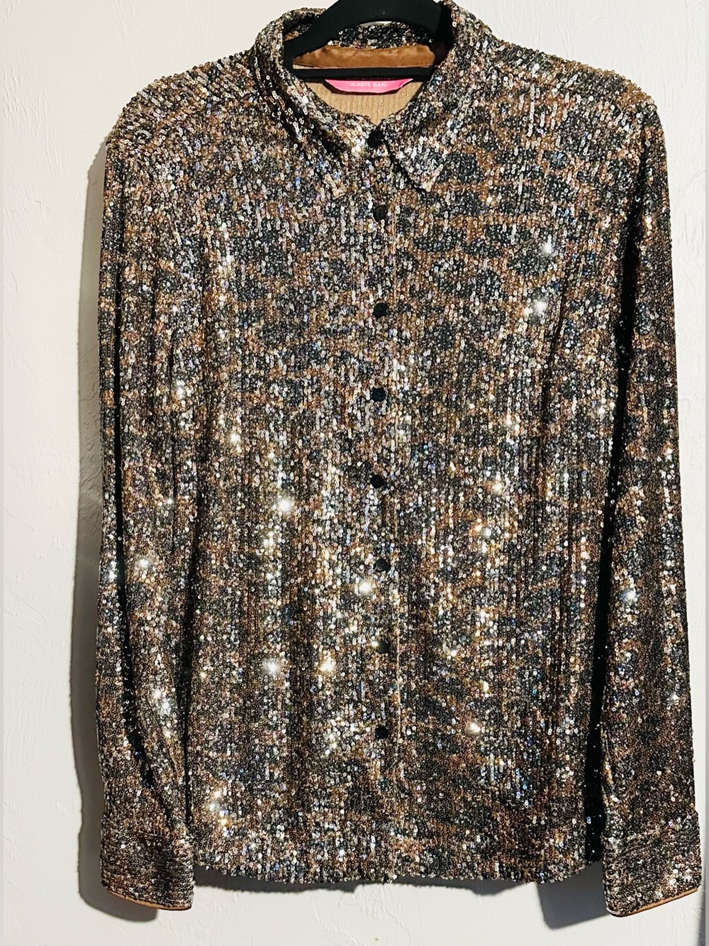 Isaac Mizrahi Live! All over Art Leopard Gold Sequin Button-Down Shirt, S
